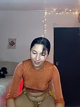 FrierenHot's Live XXX Chat