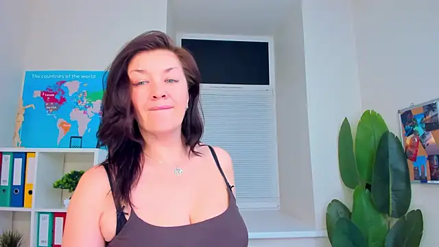 AnaMills' Live XXX Chat