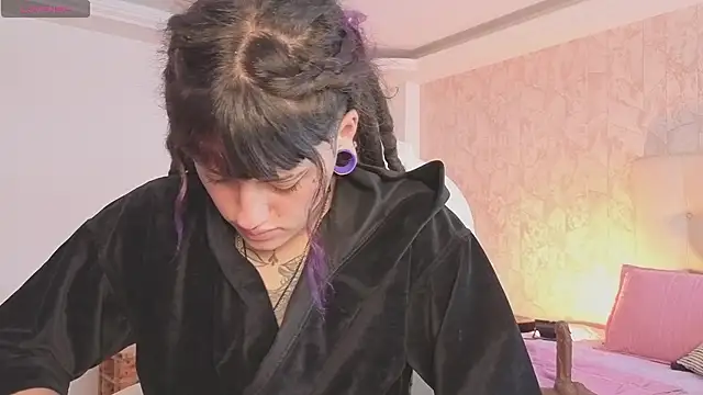 _sharlotte777 élő XXX-chatje