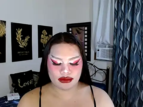 TSbrianaHugeCock's Live XXX Chat