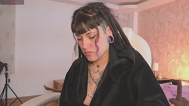 _sharlotte777's Live XXX Chat