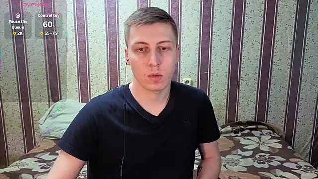 Živý XXX chat darienlarge