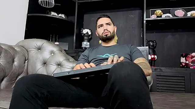 matteosantos Live XXX-chat