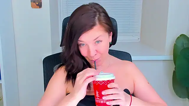 AnaMills' Live XXX Chat