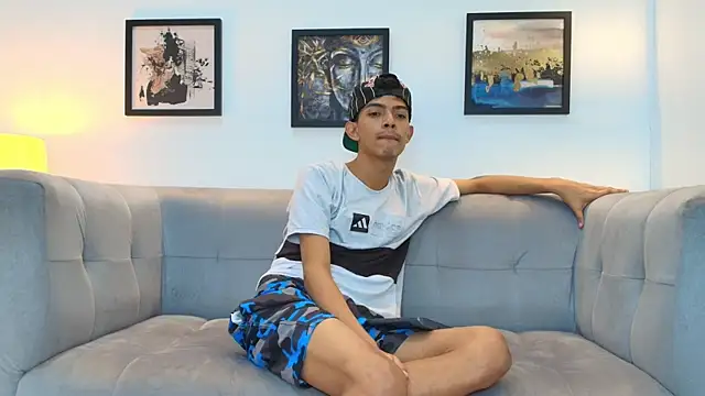 PRETTY_SEX1 Live XXX-chat