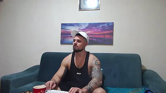 Tiberius_hunk's Live XXX Chat