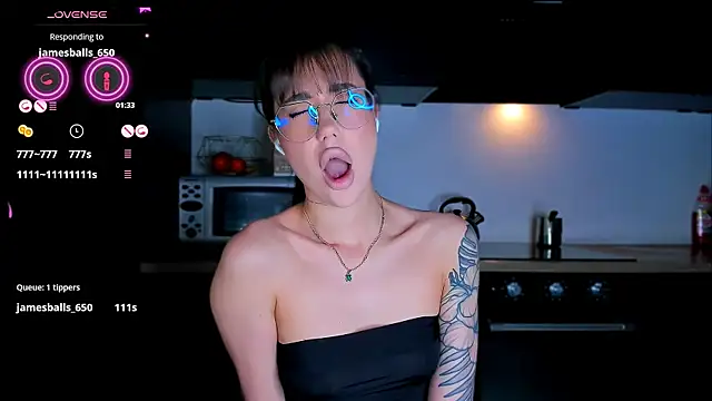 HannaHeyのライブXXXチャット