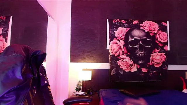 EvaaFoxxy1's Live XXX Chat