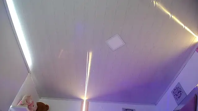 _Miaaleon's Live XXX Chat