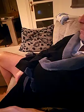 Вебкам-шоу KnownObligation1