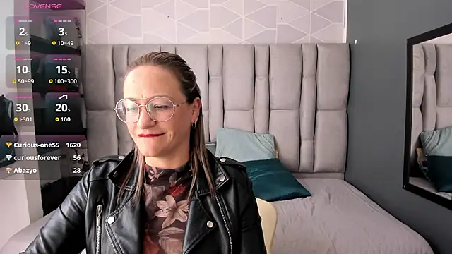 Charlot_milf's Live XXX Chat