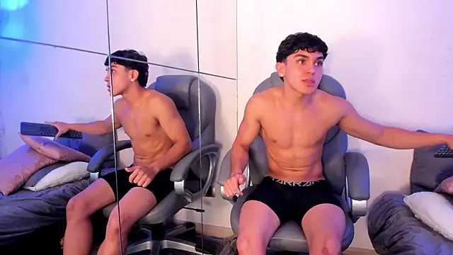 _TaylorBlack Live XXX-chat