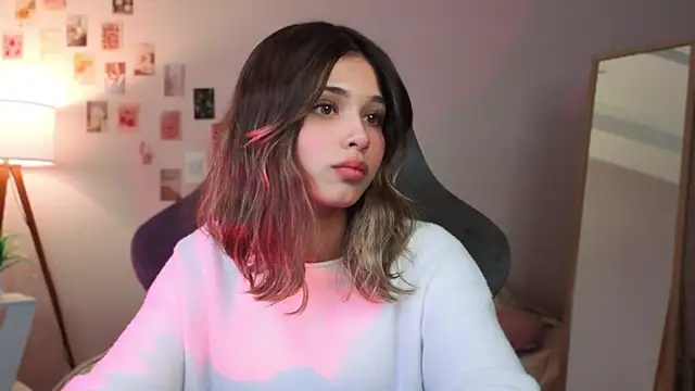 dinnerwithflowers' Live XXX Chat