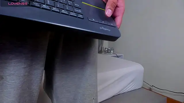 Clement_Reyes' Live XXX Chat