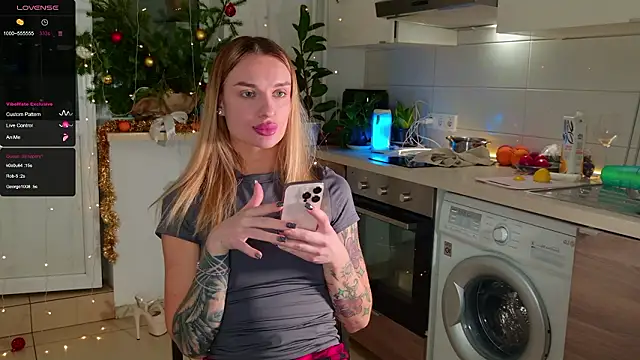 MissLovex élő XXX-chatje