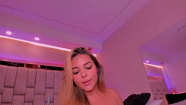 VioletaAbel: онлайн-секс-чат