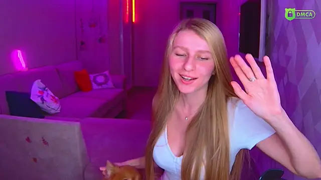 AmaliaQueen: онлайн-секс-чат