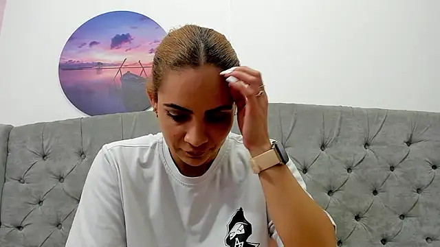 Valesskahall: онлайн-секс-чат