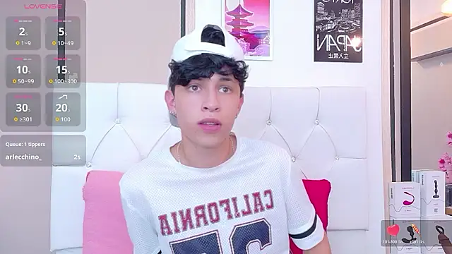 Axel__Evans élő XXX-chatje