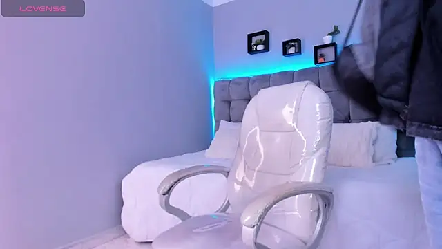 Thomas_moon élő XXX-chatje