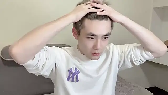 xiaoyang5200: вебкам-шоу