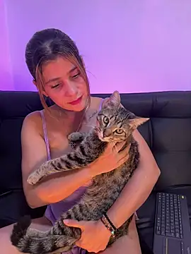 Skarlett_12_'s Live XXX Chat