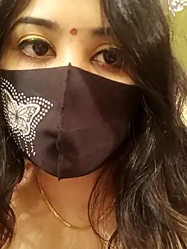 Beauty_Queen_Soniya: онлайн-секс-чат