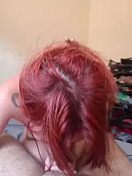 PorcelainDoll1 Show in webcam