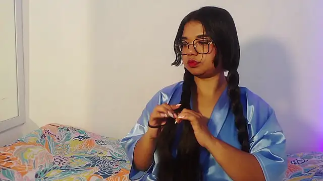 Zafiro_Evans 라이브 XXX 채팅