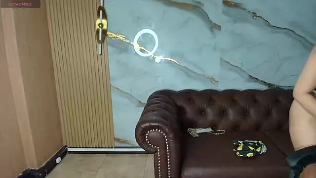 gabriella_storm_tf: онлайн-секс-чат