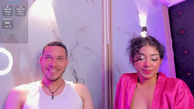 Aron_and_molly's Live XXX Chat