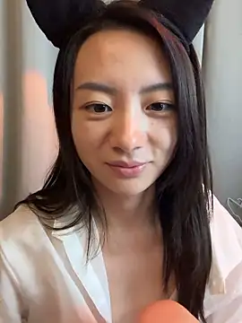 ReiningAffaire – Naživo XXX chat