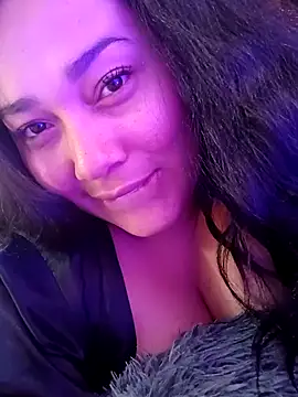 CataleyaRoselle's Live XXX Chat