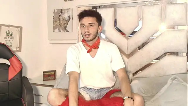 Curlystartt Chat XXX in diretta