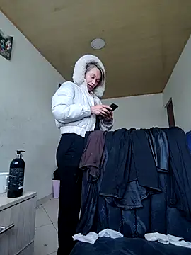 MAGDALAKOVANOVA's Live XXX Chat