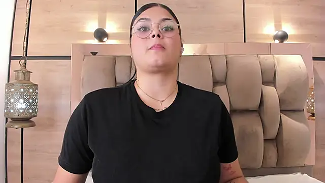 im_mou_'s Live XXX Chat