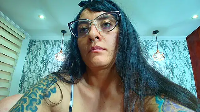 Naughty_Kittenm Live XXX-Chat