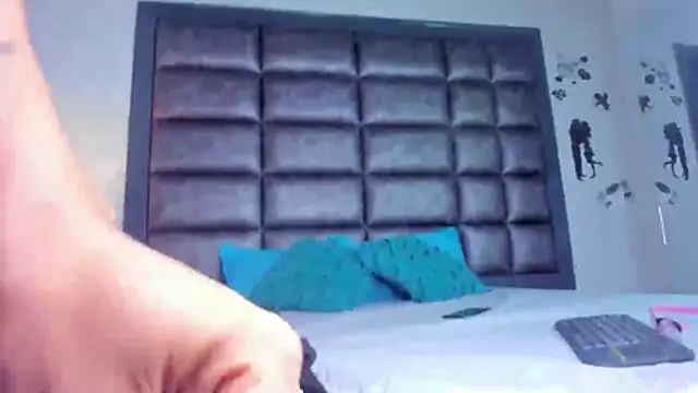 Kattaleyaa_'s Live XXX Chat