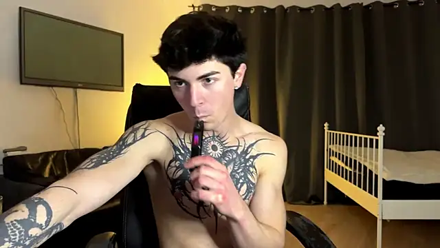 LiamFoster: онлайн-секс-чат