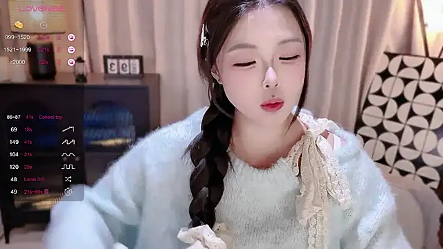 Ubela_7: онлайн-секс-чат