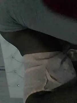 Chat XXX ao vivo de ZIPORA07