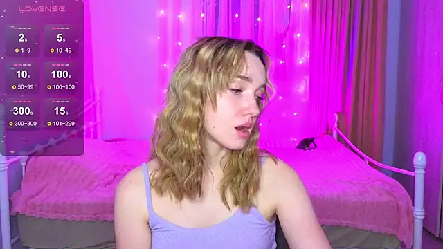 Wild_Sophie_'s Live XXX Chat