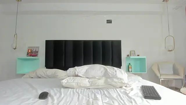 KyleDoom: онлайн-секс-чат