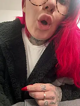 Mia-Fuchs Live XXX Chat