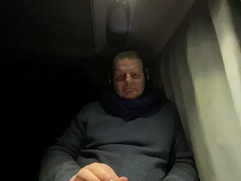 The_Oldbull élő XXX-chatje