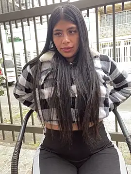 Adele_Pinkk's Live XXX Chat