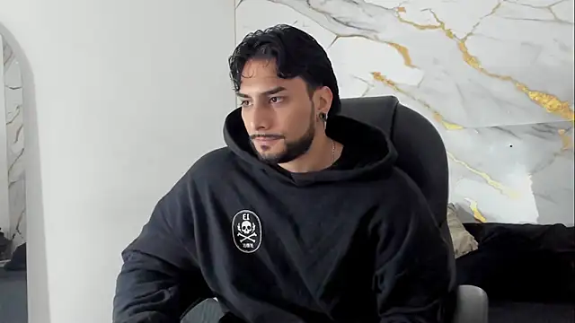 Miike_Stone1 élő XXX-chatje