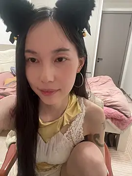 DD-52's Live XXX Chat