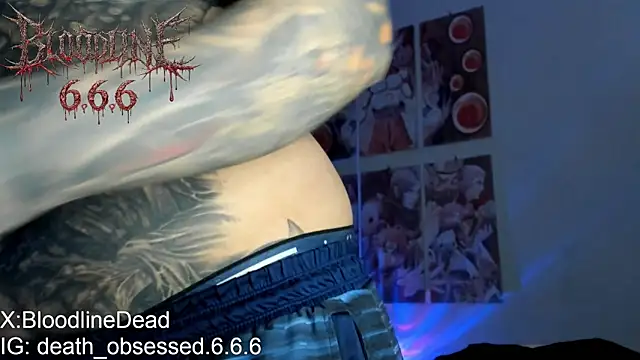 DEATHINK666XX élő XXX-chatje