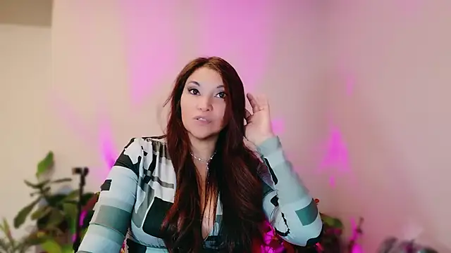 DivineLynn: απευθείας συνομιλία ΧΧΧ